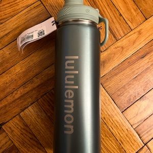 Lululemon Sports Water Bottle